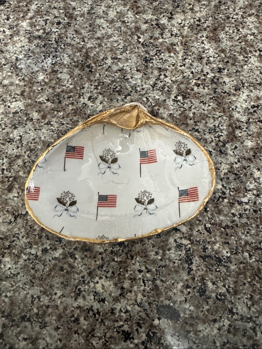 Sea shell trinket tray